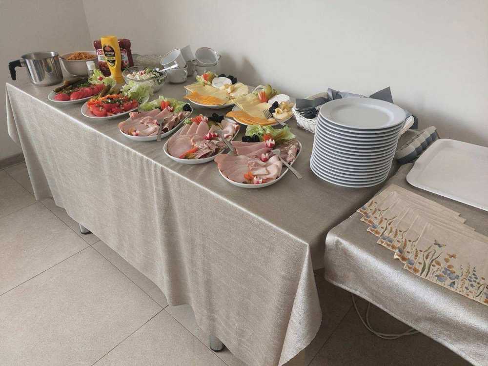 Bufet śniadaniowy